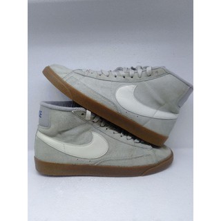 high top nikes blazer