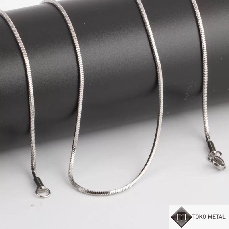 KALUNG TITANIUM MODEL KOTAK WARNA SILVER ANTI KARAT PRIA&amp;WANITA [TOKO METAL]