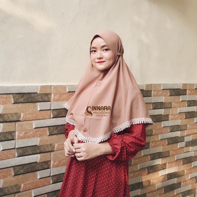 Bergo Maryam Marisya Renda Diamond (Innara Medina)