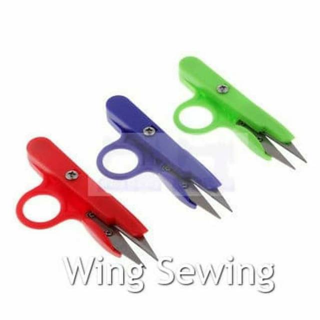 Gunting Benang Gagang Jari Plastik