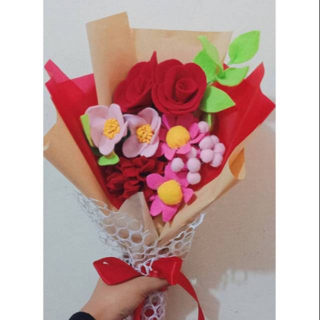 BUKET BUNGA WISUDA - BUKET BUNGA WISUDA MURAH - BUKET BONEKA WISUDA MURAH