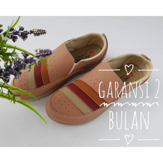 One Love; Sepatu Flat Combi One Love