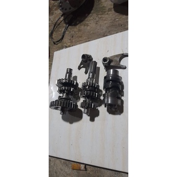 rasio Suzuki Rc bravo rc 100