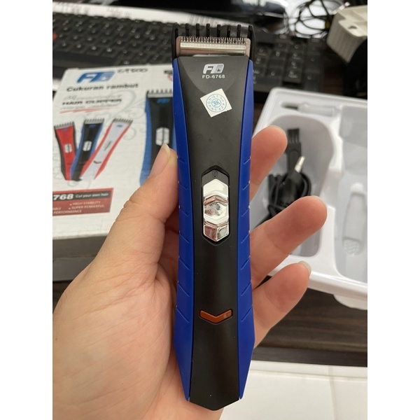 CUKURAN RAMBUT HAIR CLIPPER FD6768