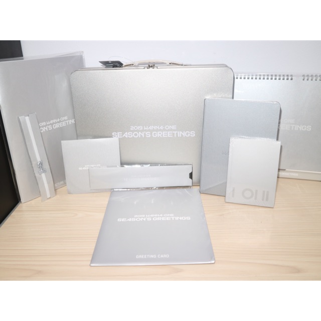 [SHARING GOODS] Wanna One - 2019 Season Greetings