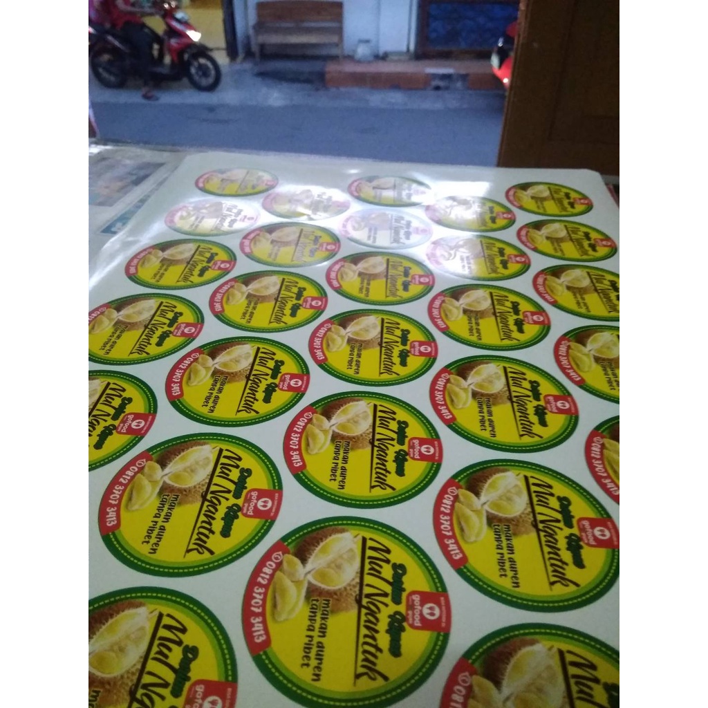 

Sticker Vynil /Anti Air logo/produk murah