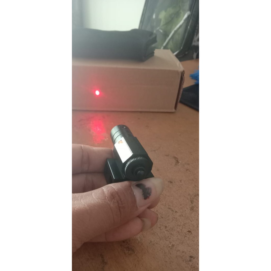 laser senapan red dot