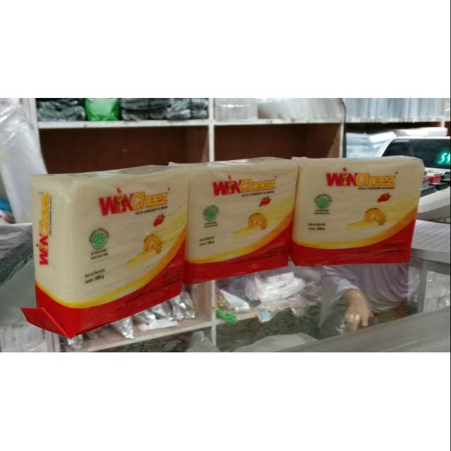 

Keju Parut Keju Cheddar Wincheez 250g