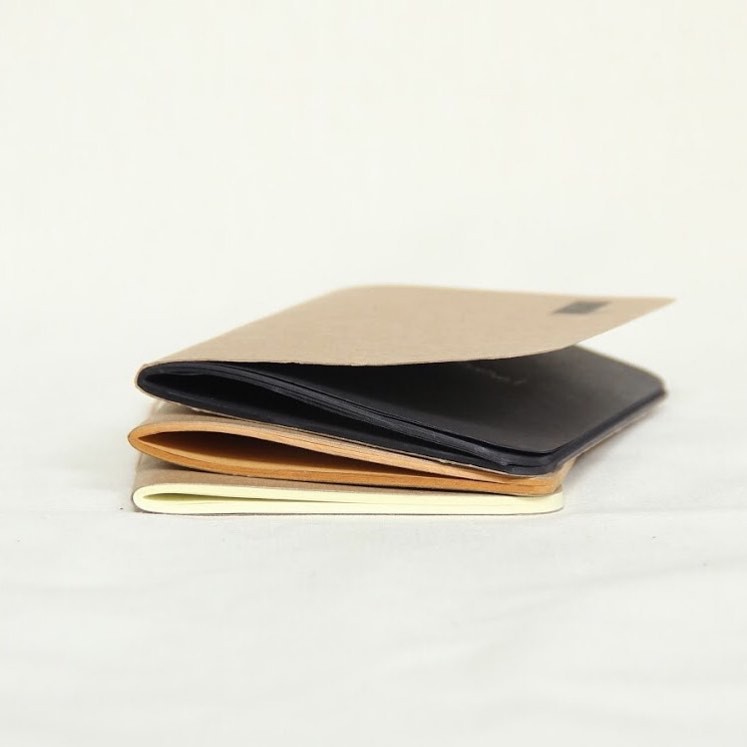 

RUPAKARA Oldie Basic Notebook Dotted/Plain - Ivory/Brown/Black Paper - A6/A5/F5 Size