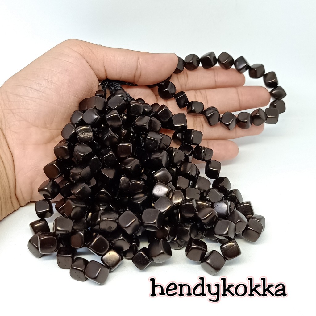 10 gelang kokka kaukah dadu 8 mm hitam