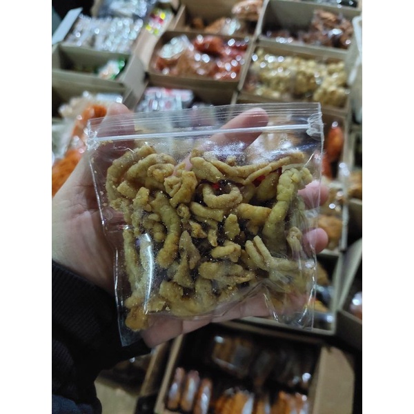 

SNACK KRIPIK USUS GURIH