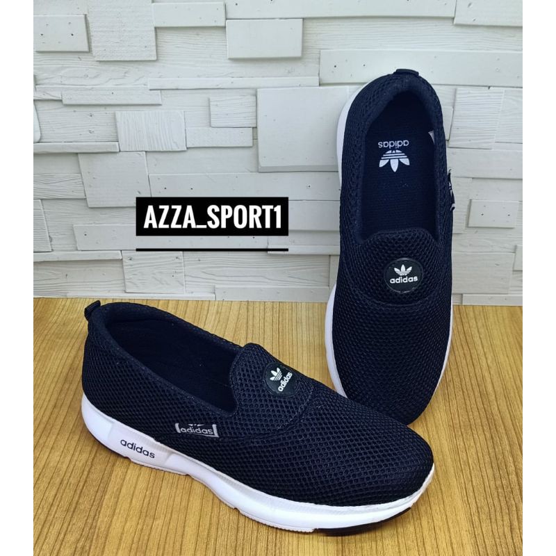 Sepatu wanita adidas slip on