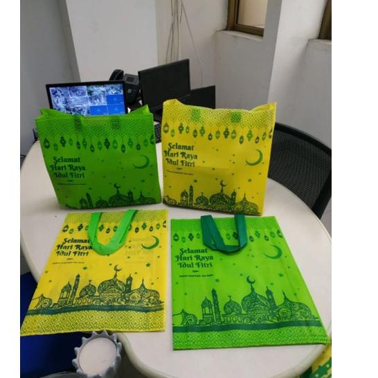 

Diskon Murah tas hampers lebaran idul fitri 38x45 (isi12pcs)