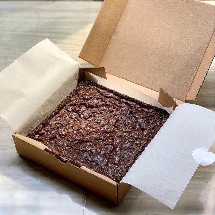 

Original Fudgy Brownies (L) - 20x20