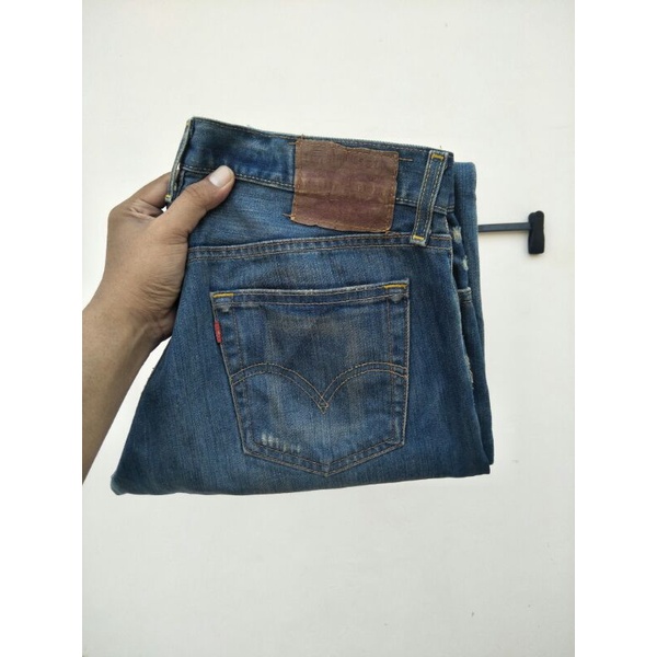 Levis 527 Size 32 Fit to 33