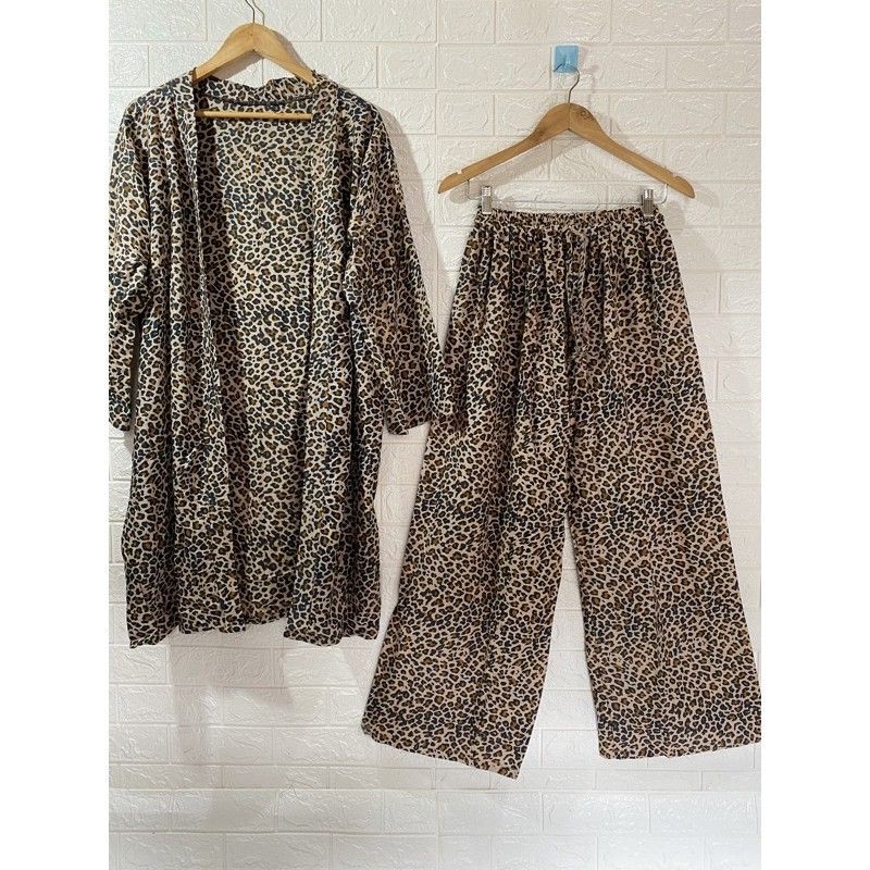 ONE SET OUTER LEOPARD LENGAN PANJANG