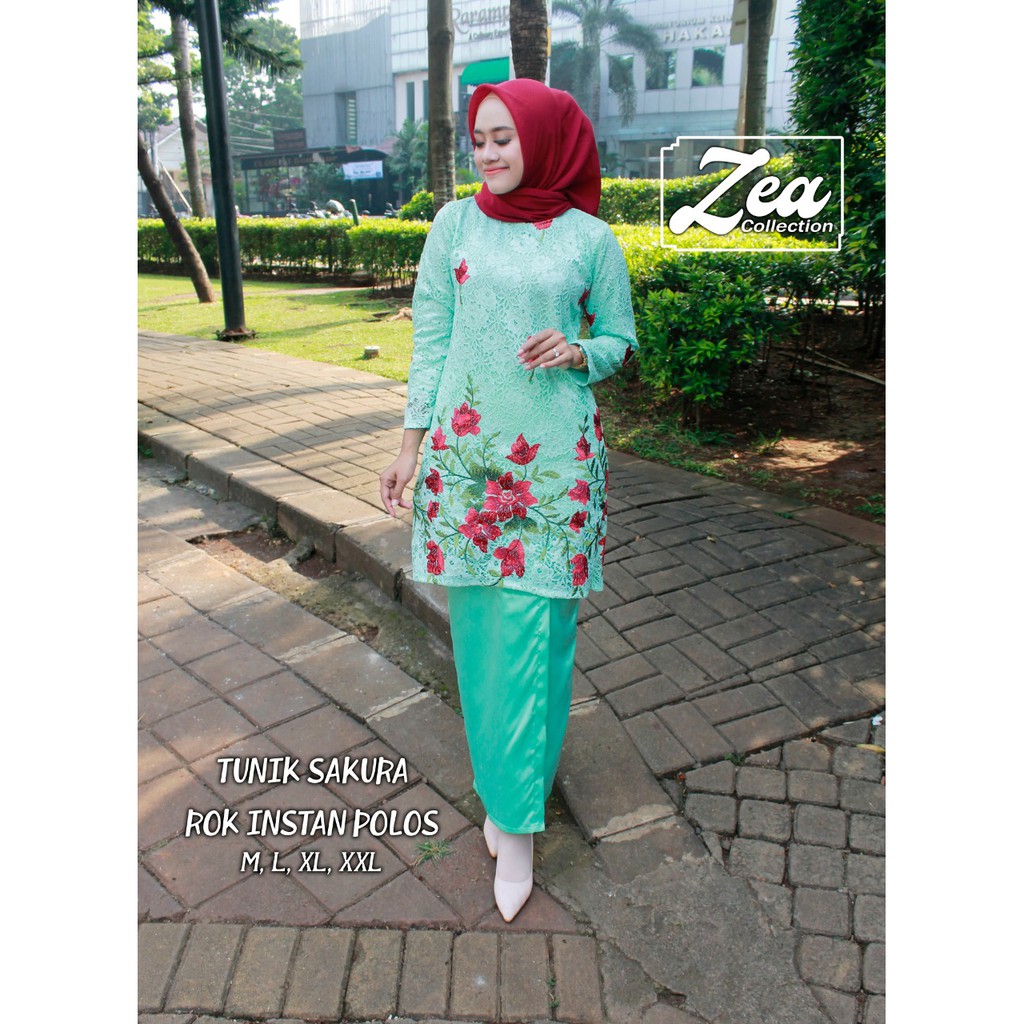 set kebaya brukat tunik sakura berkualitas