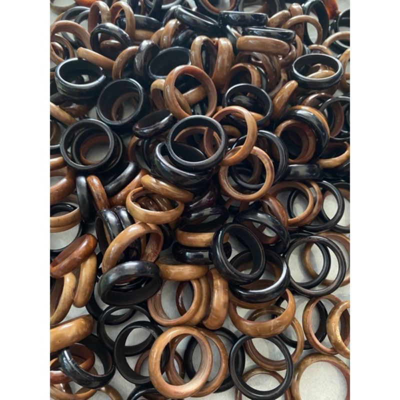 cincin kayu galih kelor hitam dan kayu galih kelor emas