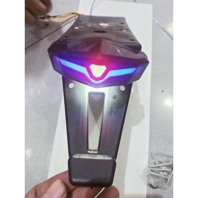 SPAKBOR SLEBOR BELAKANG LED T5207