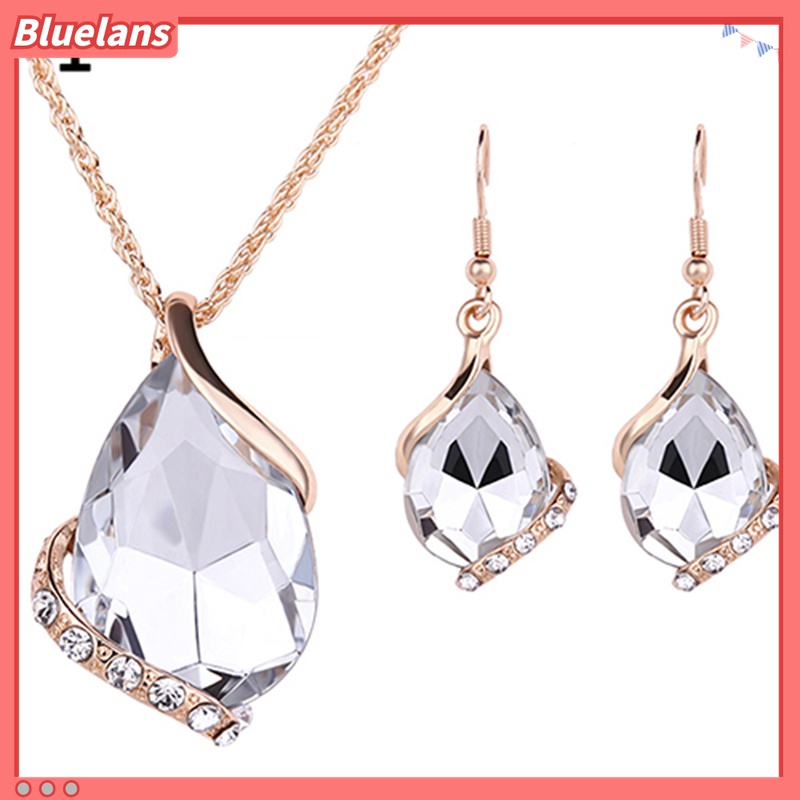 1 Set Kalung Rantai Choker Kristal Berlian Imitasi Berkilau Untuk Wanita