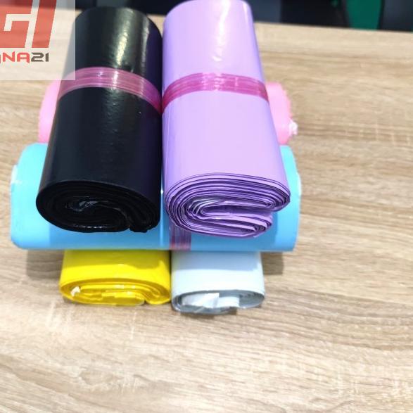 

Polymailer Premium Glossy 25x35 100 lembar