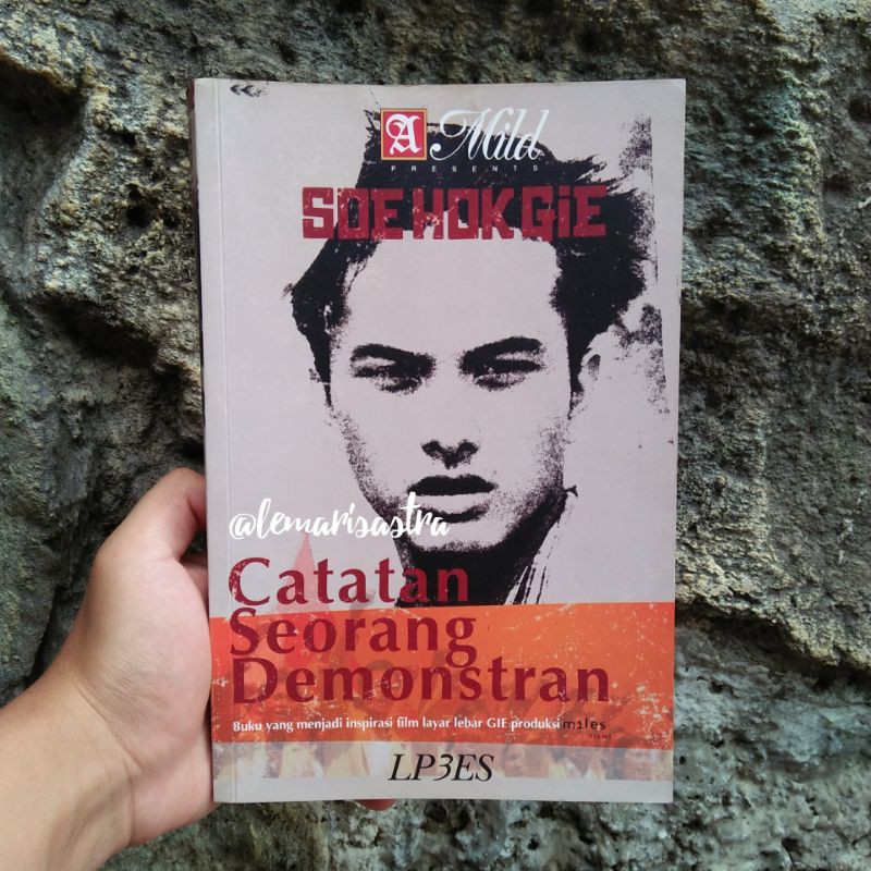 (Buku Bekas) Soe Hok Gie — CATATAN SEORANG DEMONSTRAN
