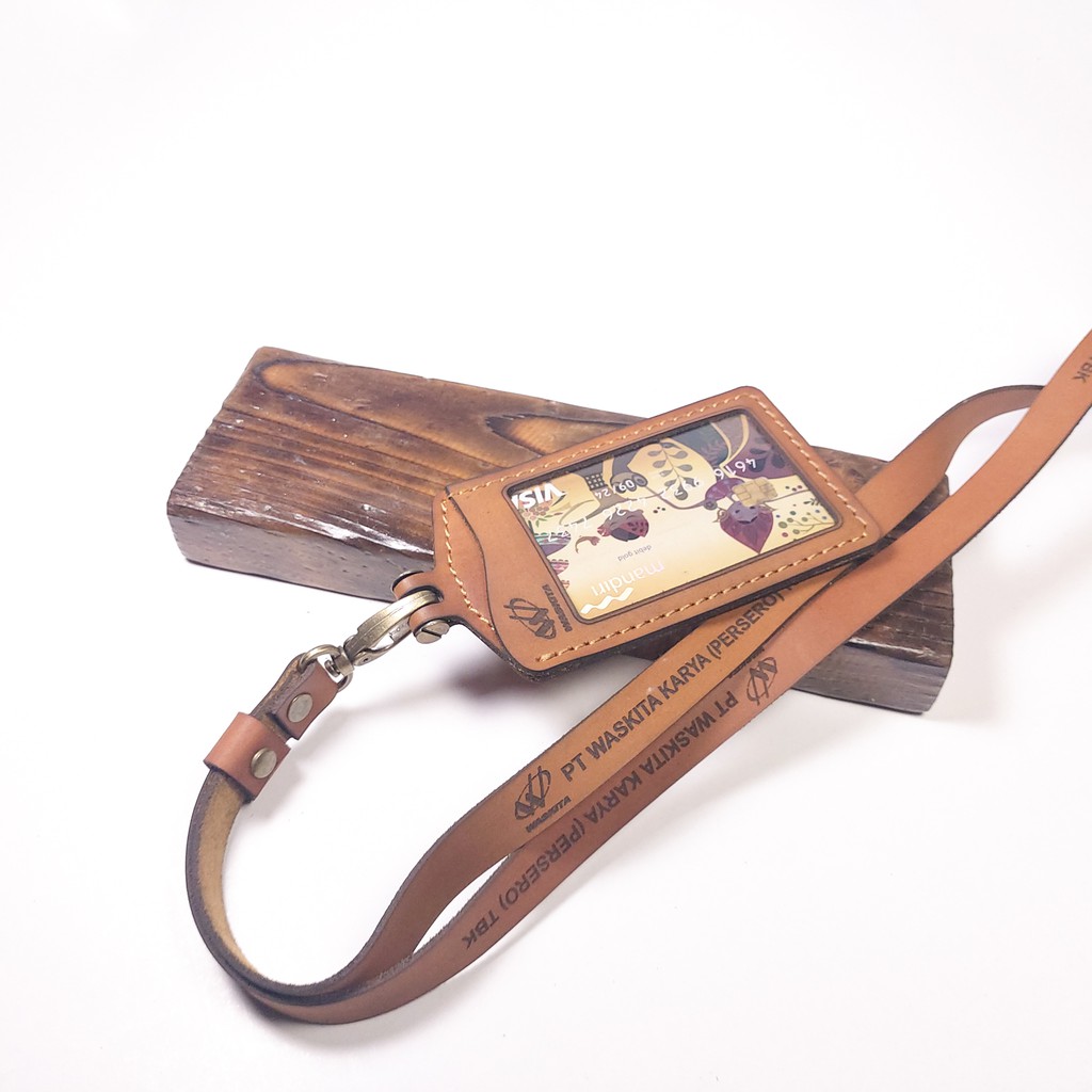 

Gantungan ID card holder name tag Kulit sapi asli COSTUM NAMA dan LOGO
