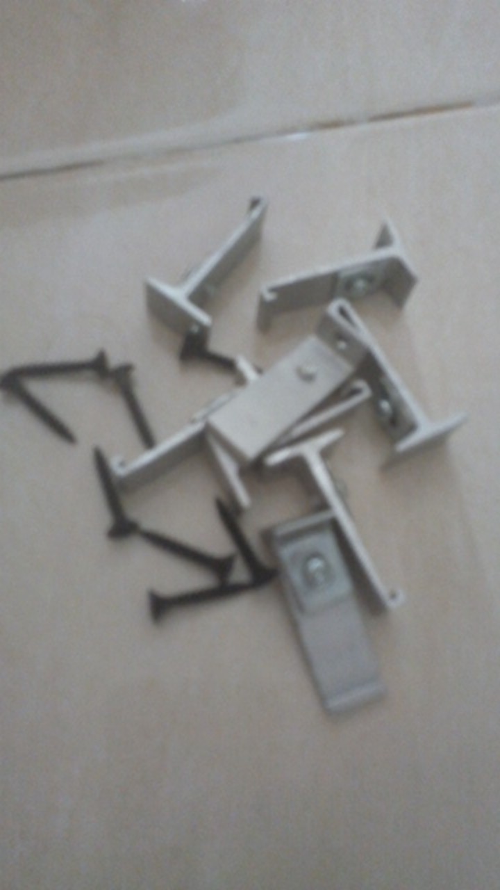 Braket Kaki Rel Horden Kotak Almunium