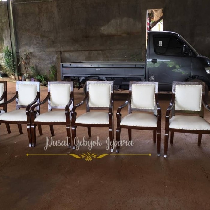 KURSI RAPAT KURSI GEDUNG KURSI KANTOR
