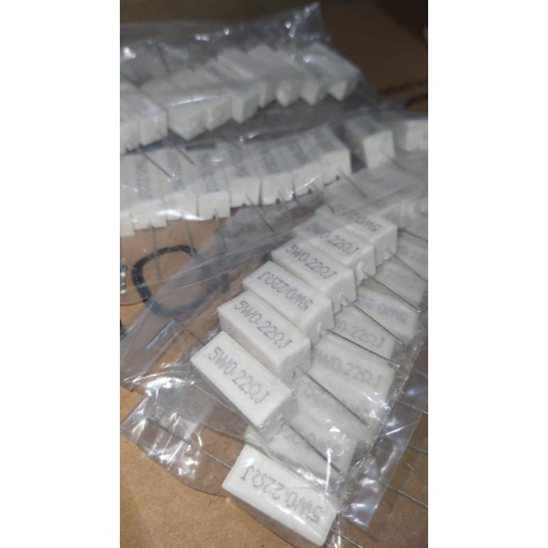 resistor 5watt 0,22ohm