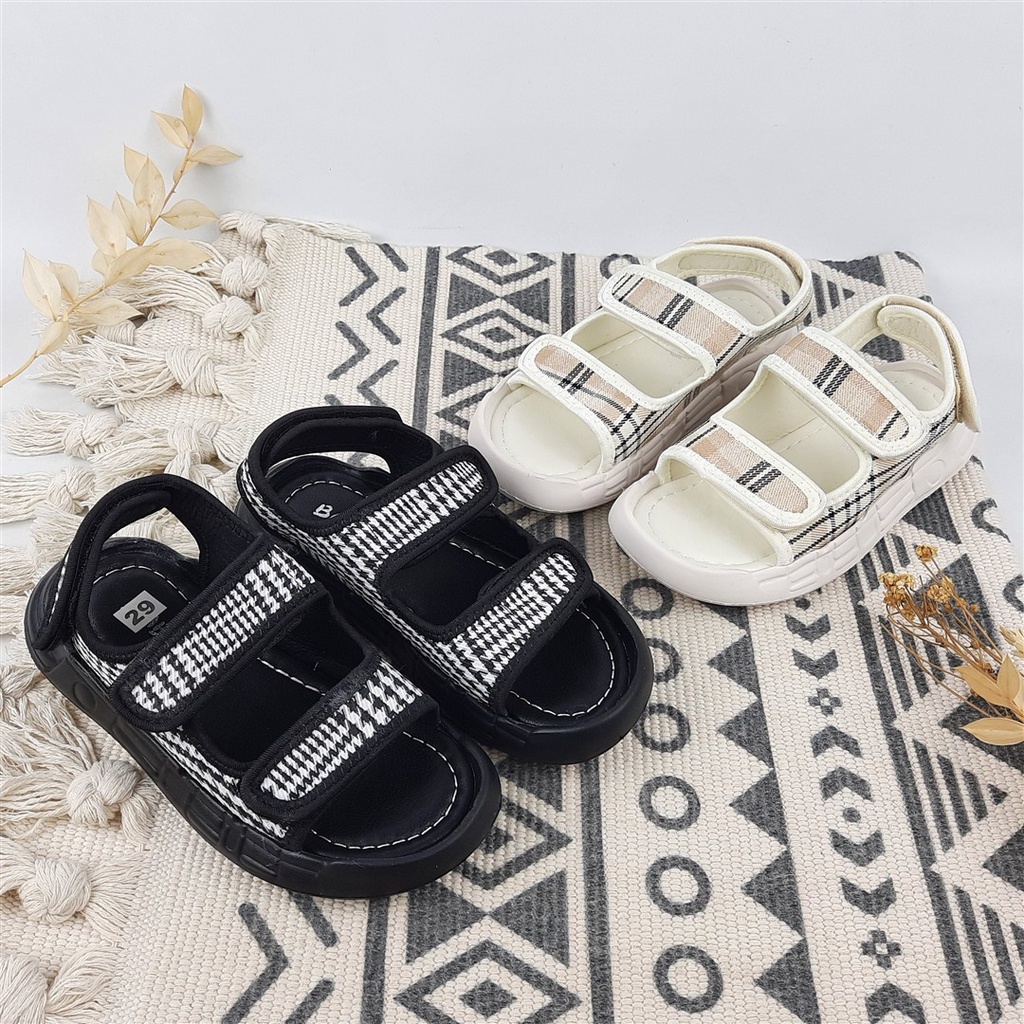 Sepatu Sandal anak perempuan Alea Kae EH.22.Berry 26-31