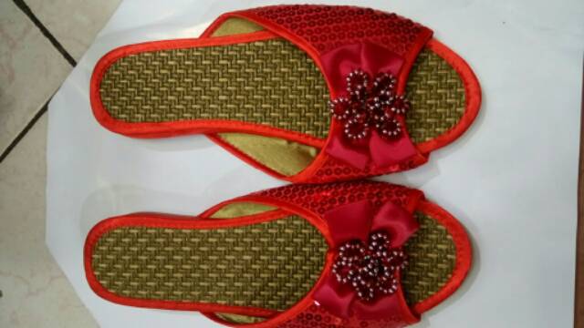 Sandal Merah Pengantin Wanita Lamaran Sang Jit