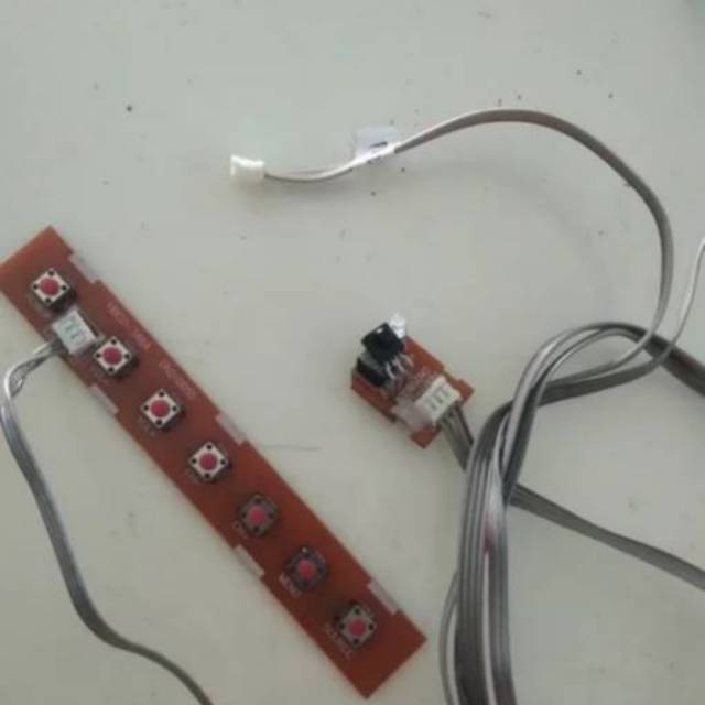 Remote Sensor IR Tombol Polytron PLD 32T100