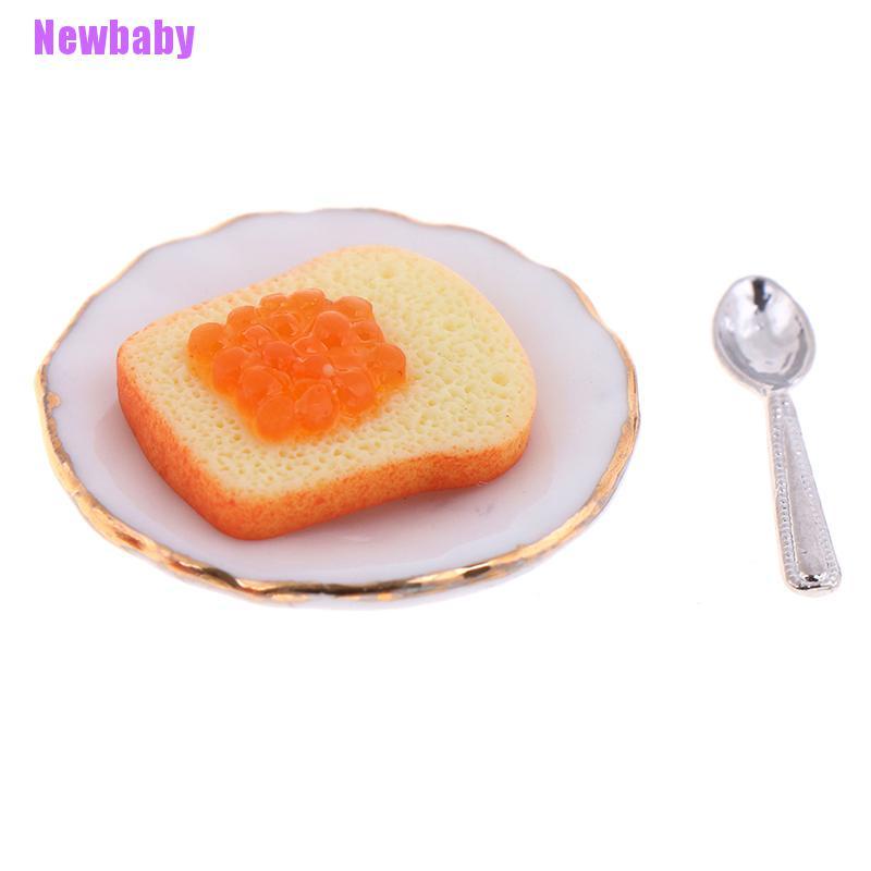 (Newbaby) 3pcs / set Miniatur Piring + Sendok Roti Panggang Skala 1: 12 Untuk Aksesoris Rumah Boneka