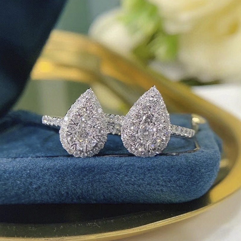 Cincin Bentuk Pir Warna Silver Bahan Cubic Zirconia Untuk Wanita