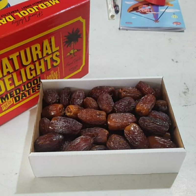 

Kurma Medjol California Kemasan 1kg Super premium