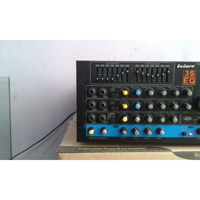 AMPLI KARAOKE  POWER MIXER BETAVO ZX 7900