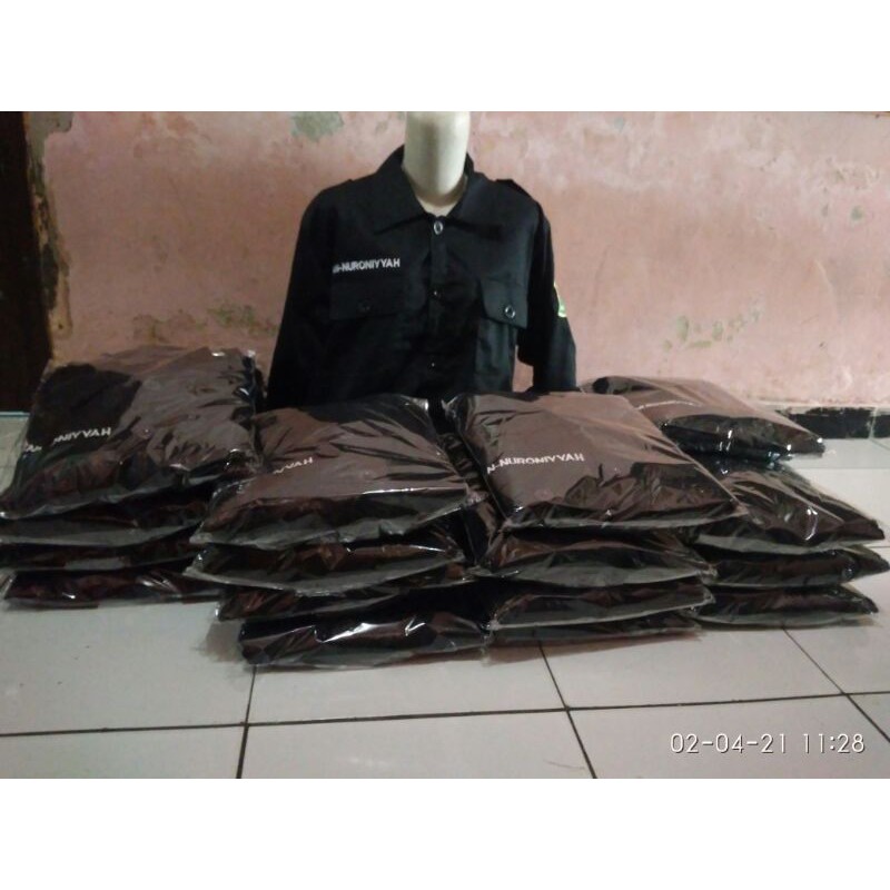 jasa pembuatan kaos,kemeja,jaket,jas almamater kampus maupun pondok,dll