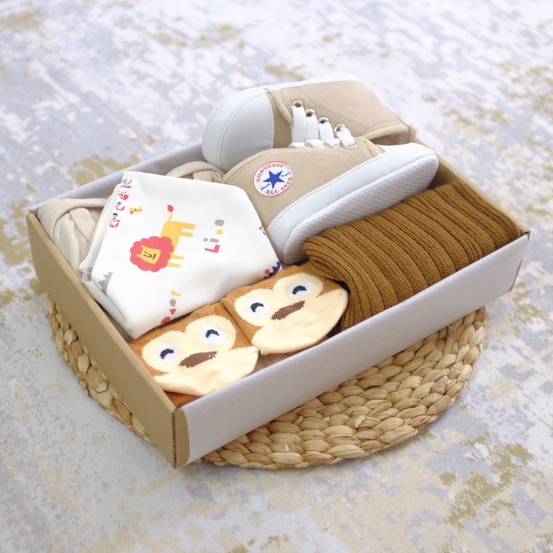 BABY HAMPERS GIFT / KADO LAHIRAN BAYI / BABY GIFT / KADO BAYI LUCU