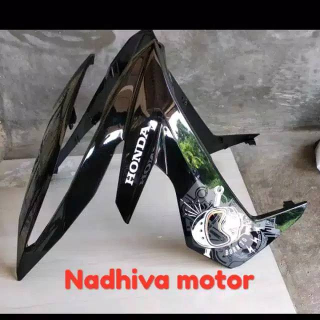 Cover body tameng depan honda beat street/warna hitam metalic