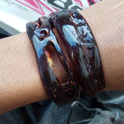 gelang akar bahar merah kristal