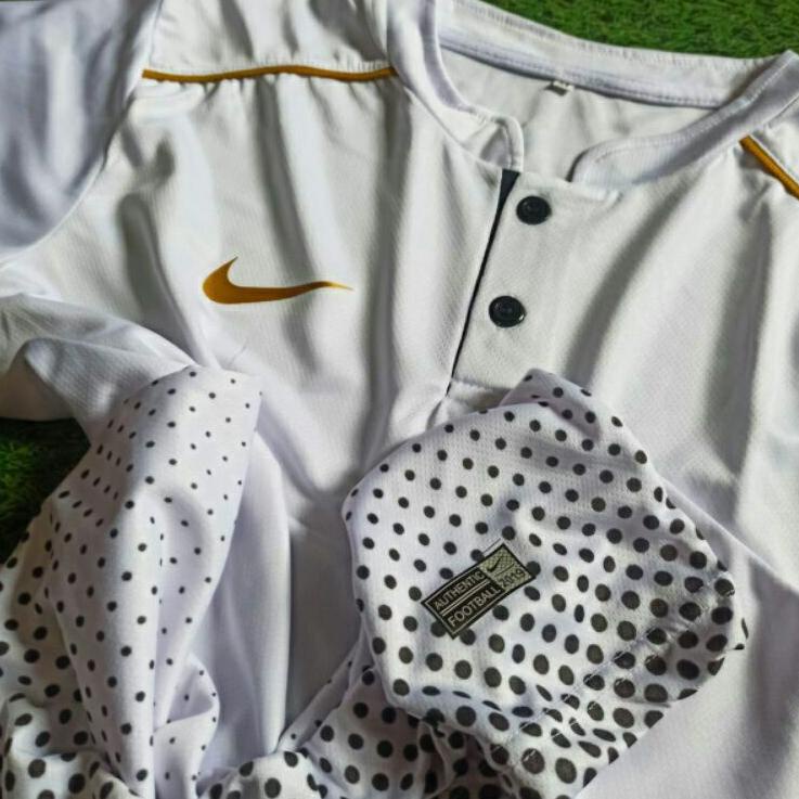 Penjualan Terbanyak.. Jersey Futsal Shanghai (Baju + Celana) / Jersey Berkerah / Jersey Bola Murah /