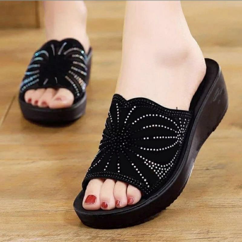 Wedges Calbi Sandal Wanita Motif Bunga Sandal Calbi Wanita Sandal Selop Sandal Calbi Ori Lokal Sandal Terbaru