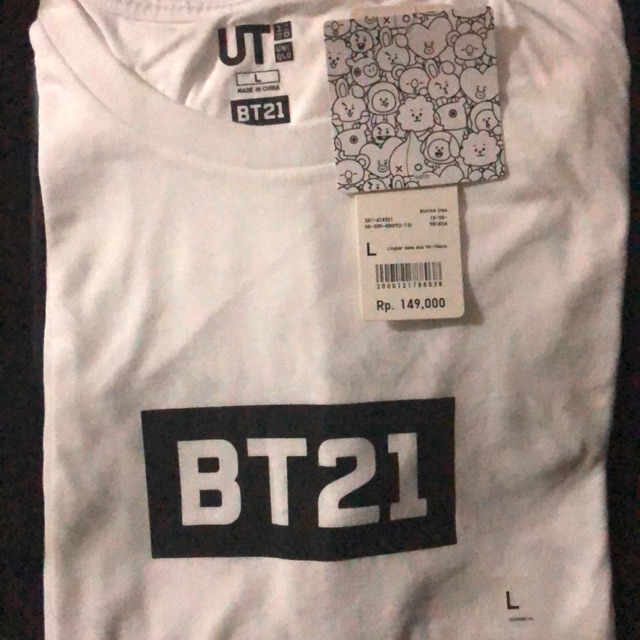T-Shirt BT21 x Uniqlo White Size L BTS