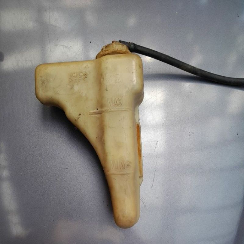 botol radiator civic genio