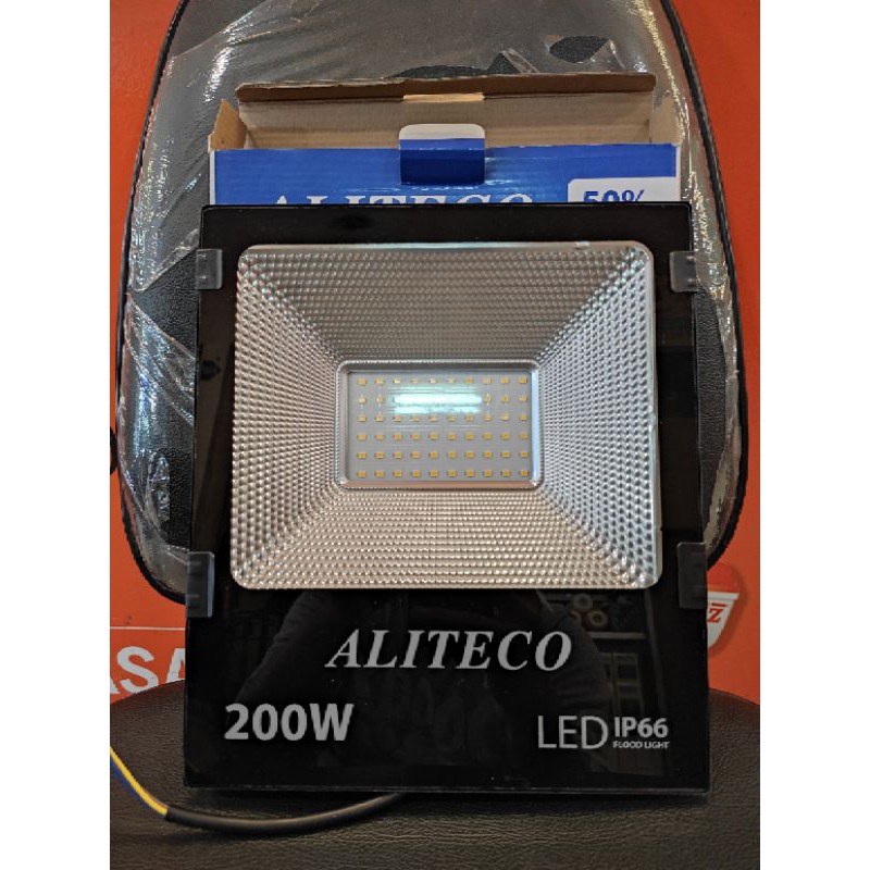 Lampu Sorot LED / Flood Light LED 200 Watt