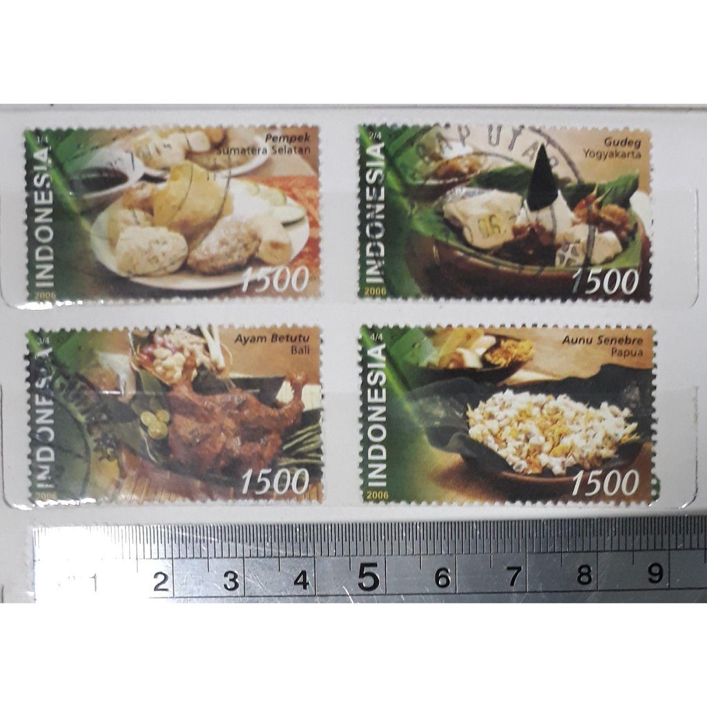 Prangko Set Makanan Daerah 2006
