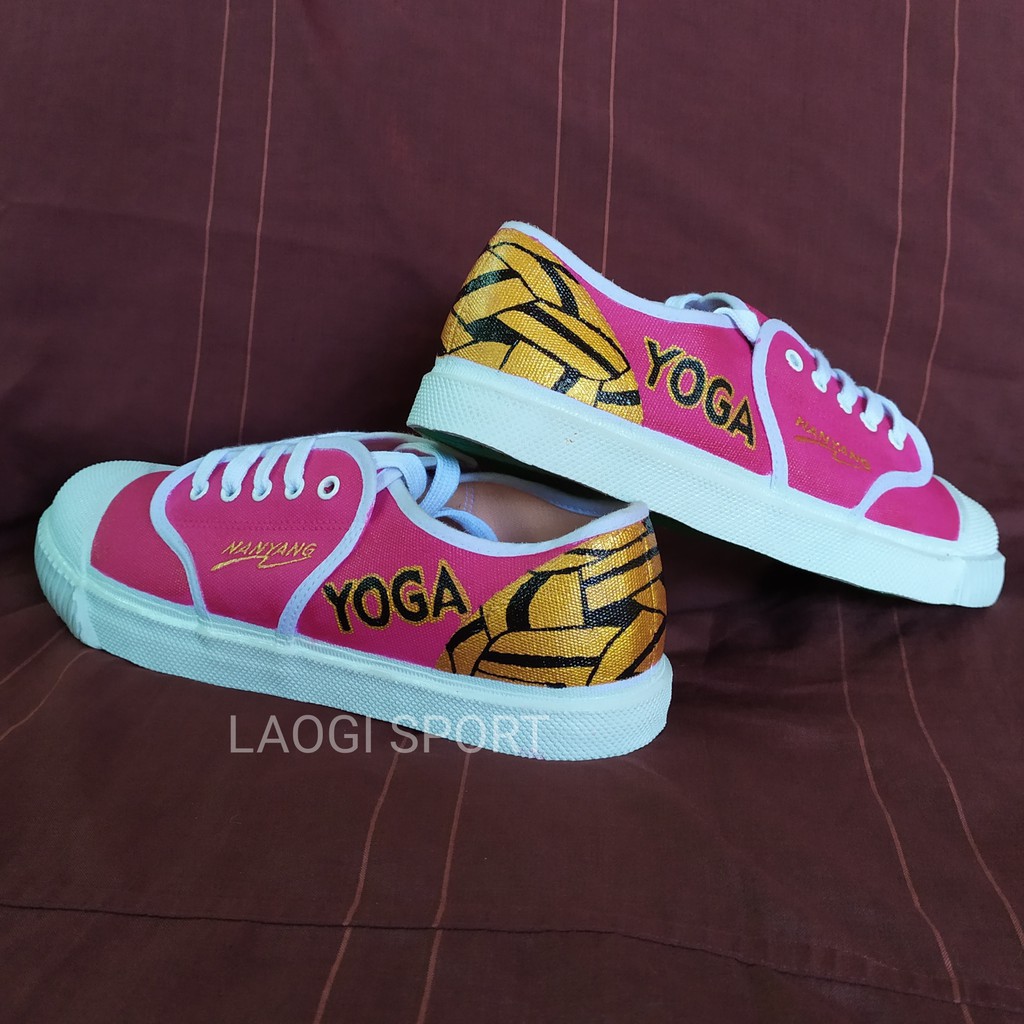 Sepatu takraw nanyang pink motif takraw