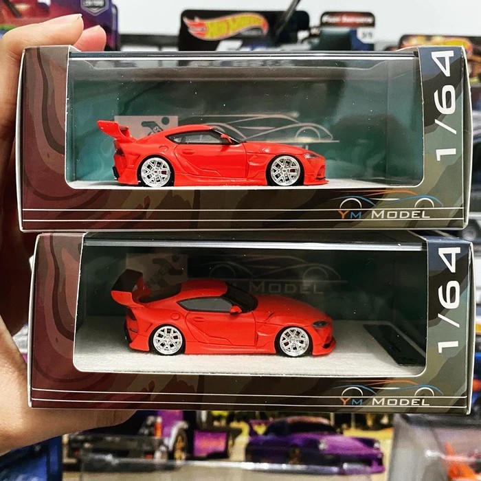 YM Model x Runner 1:64 Toyota Supra