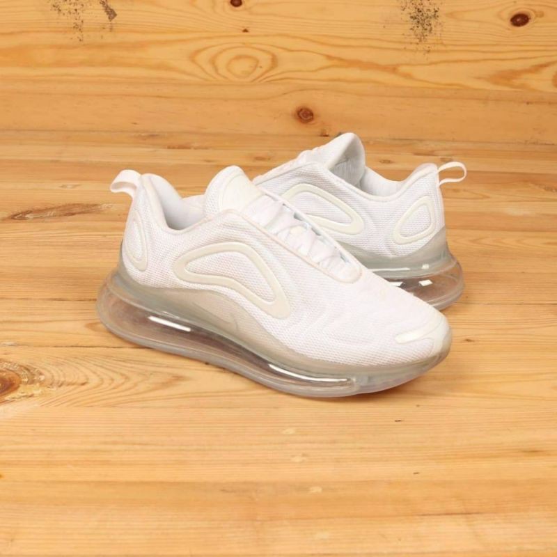 nike airmax 720 triple white